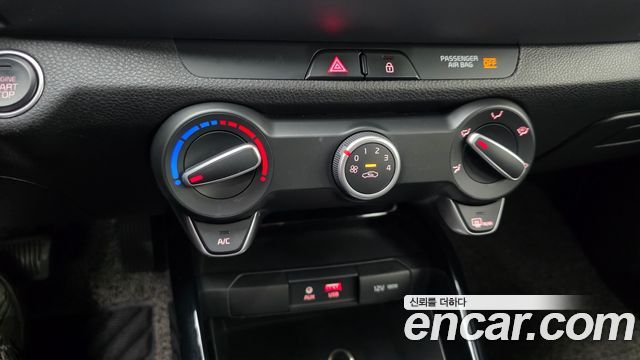 Kia Stonic 2019 — photo 23