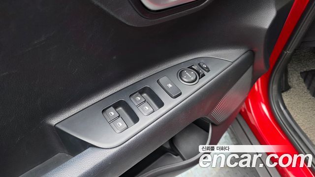 Kia Stonic 2019 — photo 29