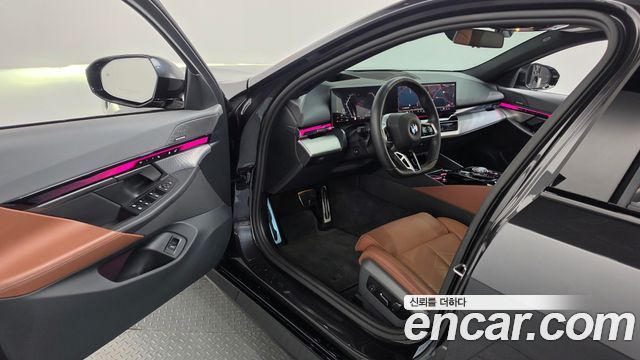 BMW 5-Series 2024 — photo 13