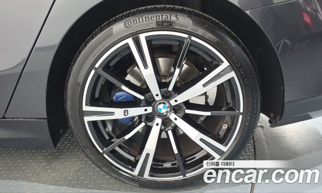 BMW 5-Series 2024 — photo 7