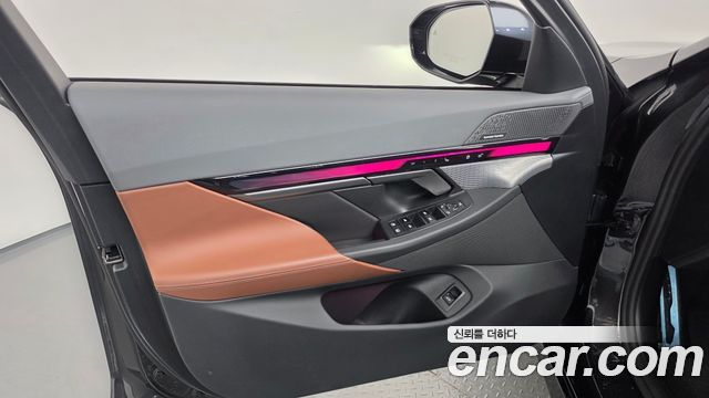BMW 5-Series 2024 — photo 14