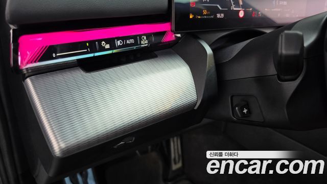 BMW 5-Series 2024 — photo 27
