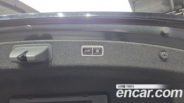 Genesis G80 2021 — photo 22