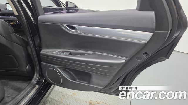 Genesis G80 2021 — photo 15