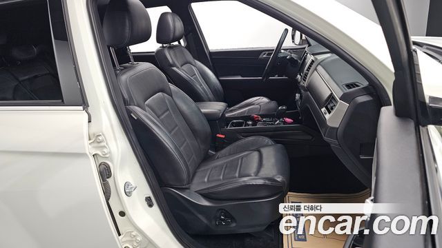 KG Mobility Rexton 2018 — photo 16