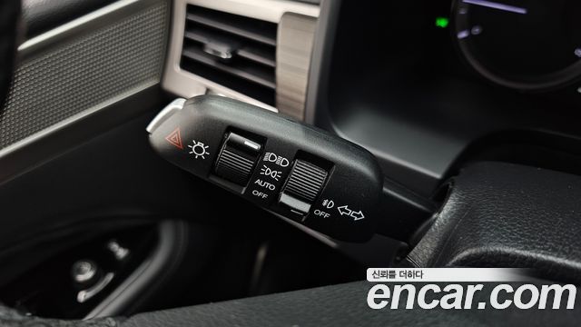 KG Mobility Rexton 2018 — photo 30