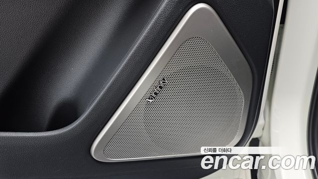 KG Mobility Rexton 2018 — photo 33