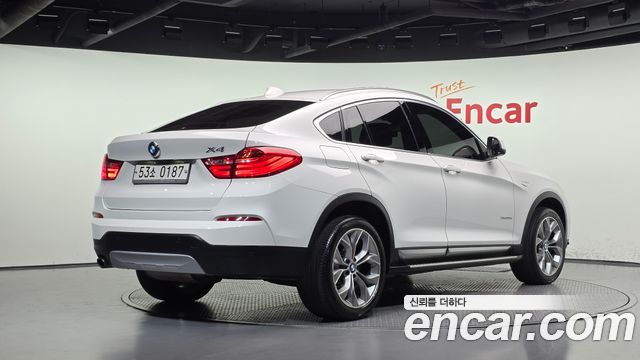 BMW X4 2016 — photo 2