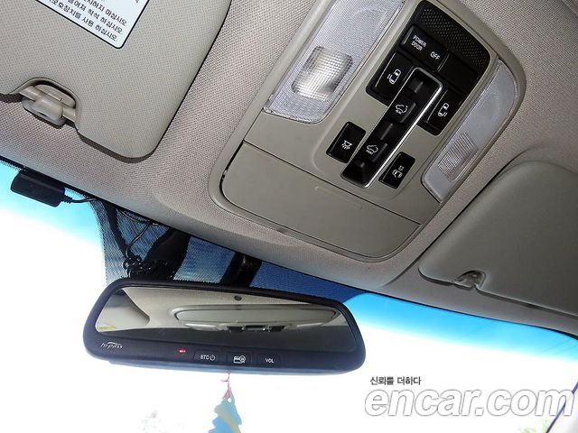 Kia Canival 2016 — photo 15
