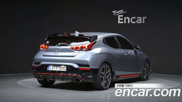 Hyundai Veloster 2019 — photo 2