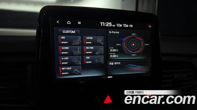Hyundai Veloster 2019 — photo 22