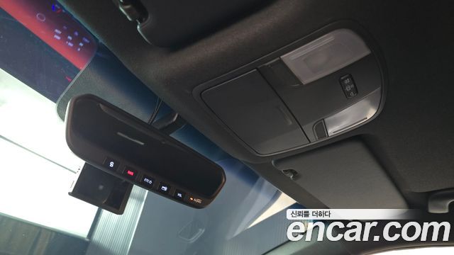 Hyundai Veloster 2019 — photo 25