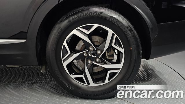 Kia Sportage 2023 — photo 7