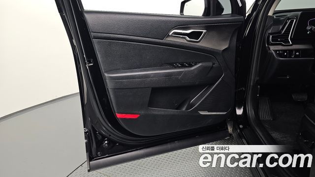 Kia Sportage 2023 — photo 14