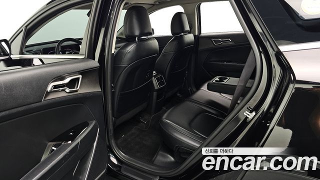 Kia Sportage 2023 — photo 16