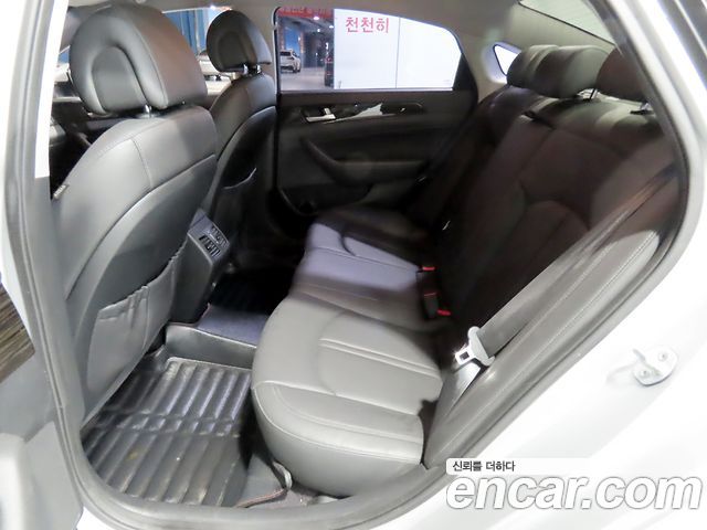 Hyundai Sonata 2017 — photo 16