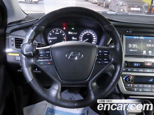 Hyundai Sonata 2017 — photo 18