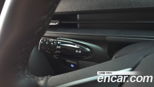 Hyundai Staria 2025 — photo 25