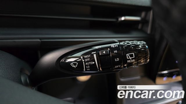 Hyundai Staria 2025 — photo 26