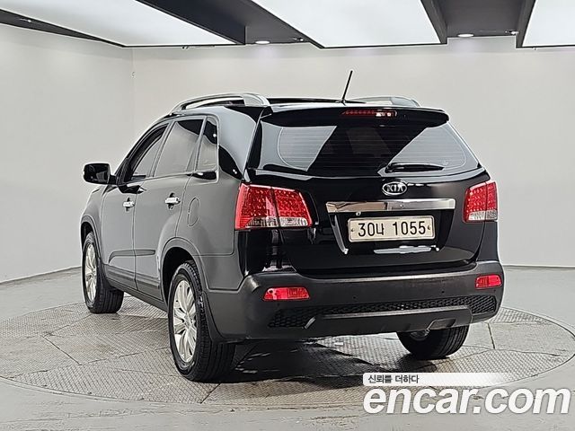 Kia Sorento 2010 — photo 3