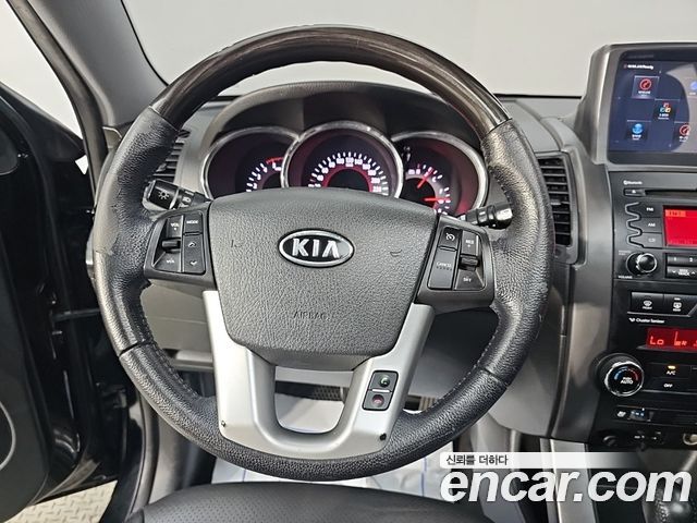 Kia Sorento 2010 — photo 9