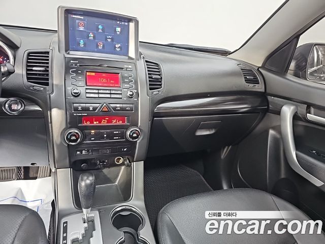 Kia Sorento 2010 — photo 10
