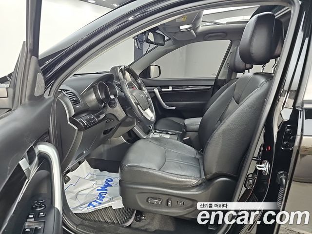 Kia Sorento 2010 — photo 11