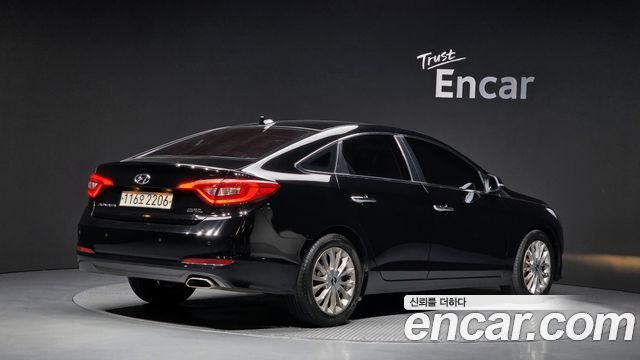 Hyundai Sonata 2017 — photo 2