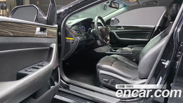 Hyundai Sonata 2017 — photo 10
