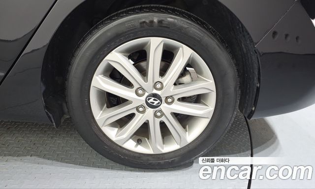 Hyundai AVANTE 2014 — photo 5
