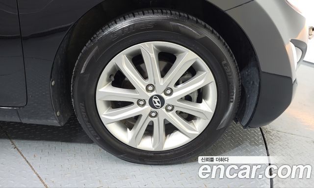 Hyundai AVANTE 2014 — photo 7