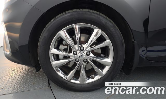 Kia Canival 2019 — photo 5