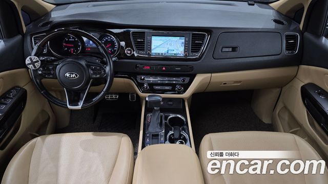 Kia Canival 2019 — photo 10