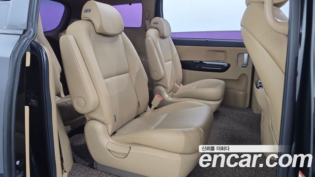 Kia Canival 2019 — photo 18