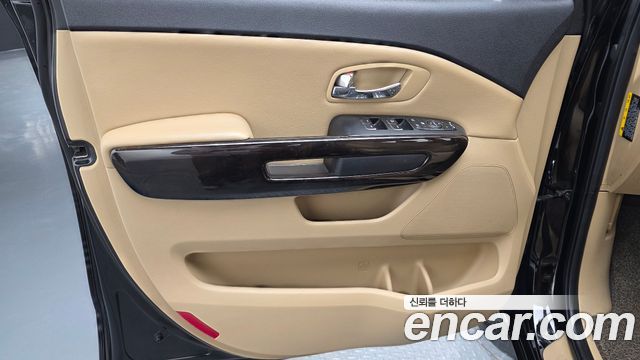 Kia Canival 2019 — photo 14
