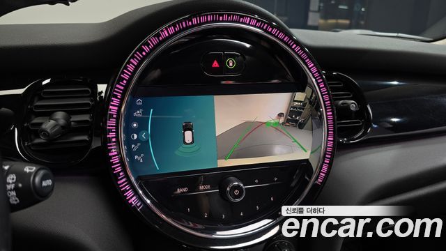 Mini Cooper 2022 — photo 20
