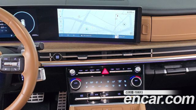 Hyundai Santafe 2025 — photo 18