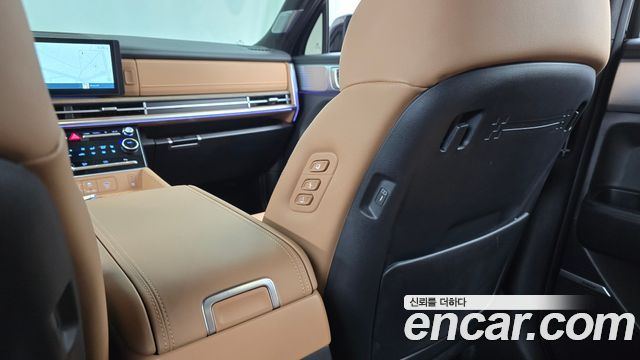 Hyundai Santafe 2025 — photo 24