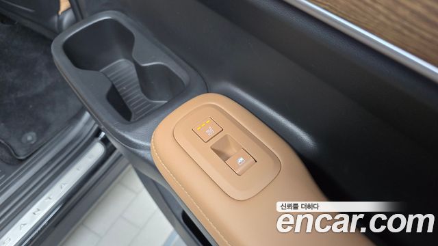 Hyundai Santafe 2025 — photo 29