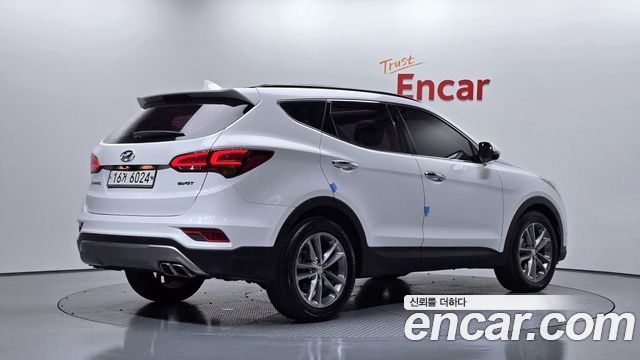 Hyundai Santafe 2016 — photo 2
