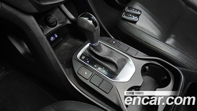 Hyundai Santafe 2016 — photo 12