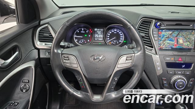 Hyundai Santafe 2016 — photo 19