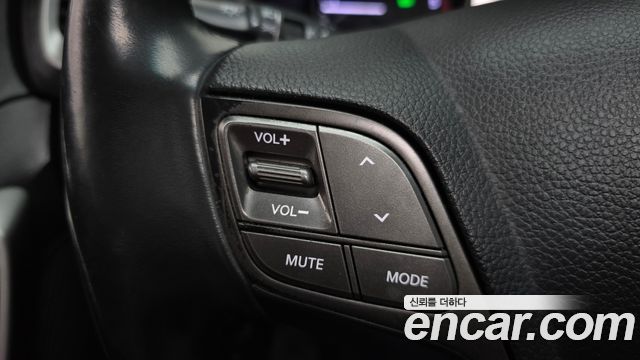Hyundai Santafe 2016 — photo 24