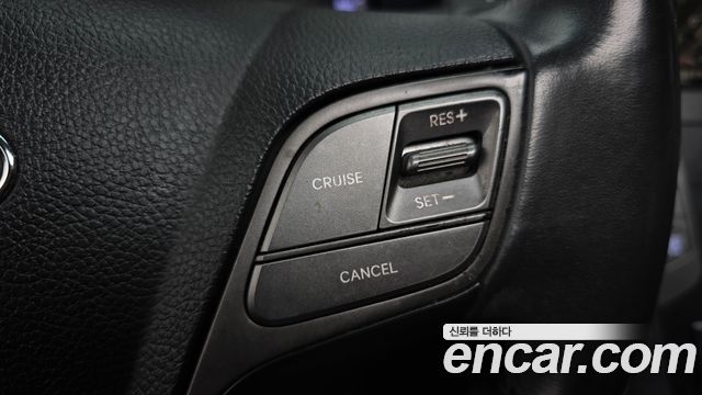 Hyundai Santafe 2016 — photo 25