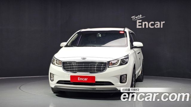 Kia Canival 2018 — photo 3