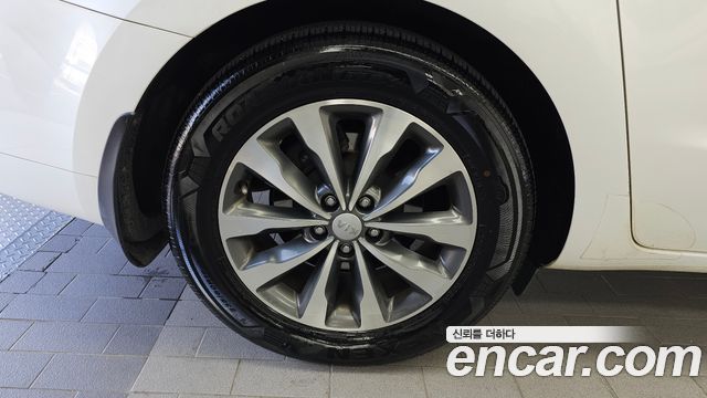 Kia Canival 2018 — photo 5