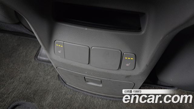 Kia Canival 2018 — photo 25