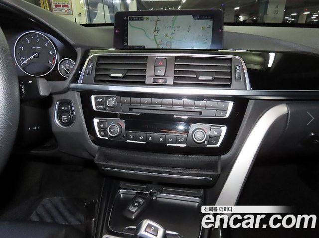 BMW Gran Turismo 2018 — photo 11