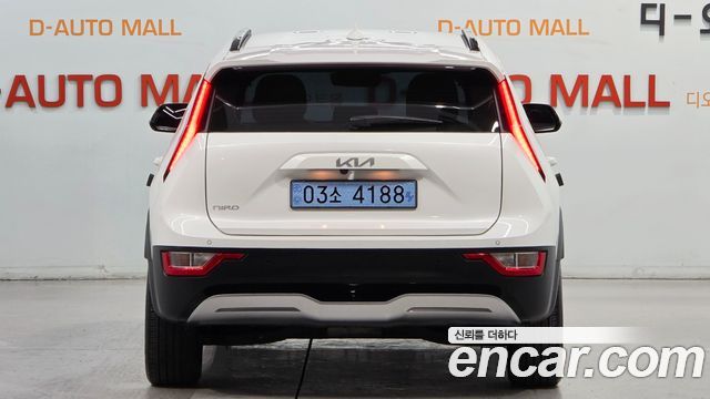 Kia Niro 2023 — photo 2