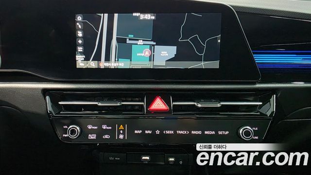 Kia Niro 2023 — photo 10